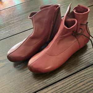SERGIO TOMANI LEATHER ANKLE BOOTS - SIZE 36
